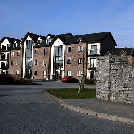 Cuirt Na Rasai Apartamento Galway Exterior foto