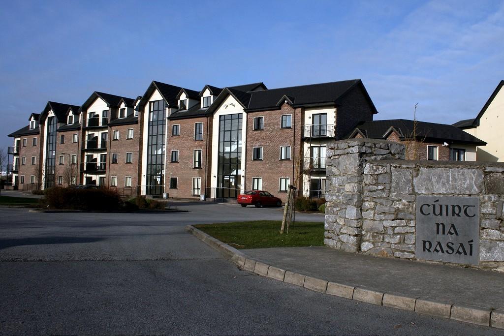 Cuirt Na Rasai Apartamento Galway Exterior foto