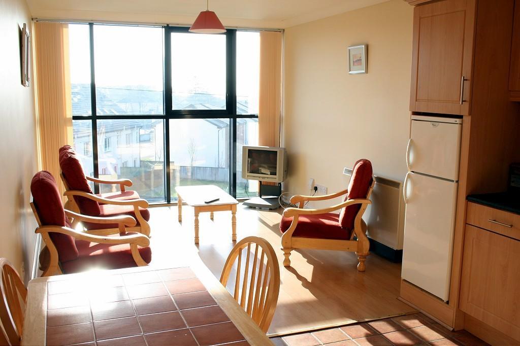 Cuirt Na Rasai Apartamento Galway Quarto foto